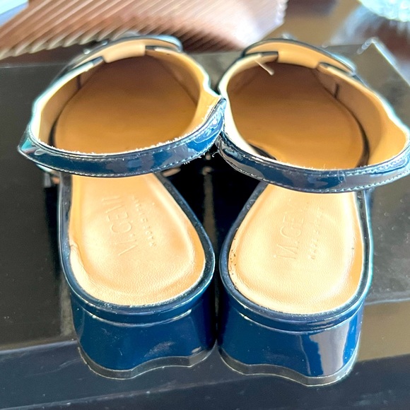 M. Gemi Navy Patent Leather Flats - Picture 4 of 6